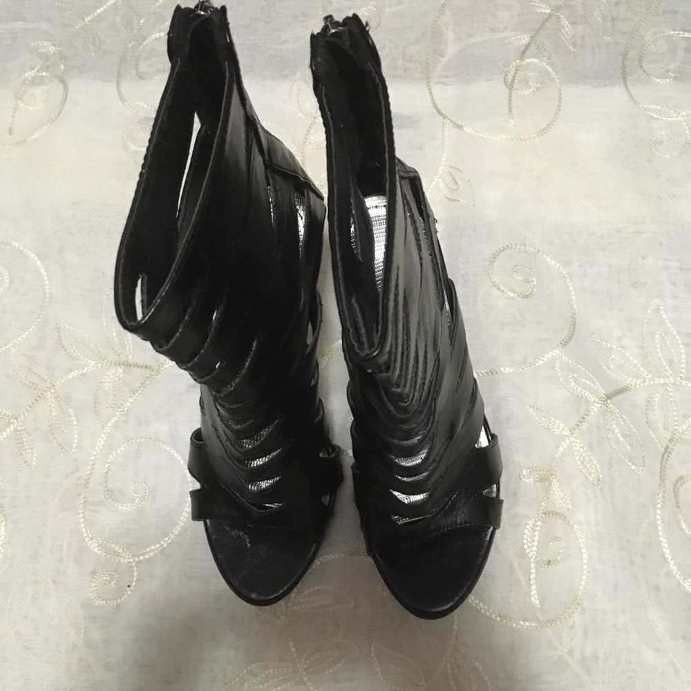 Shoes - Picture 3 of 5